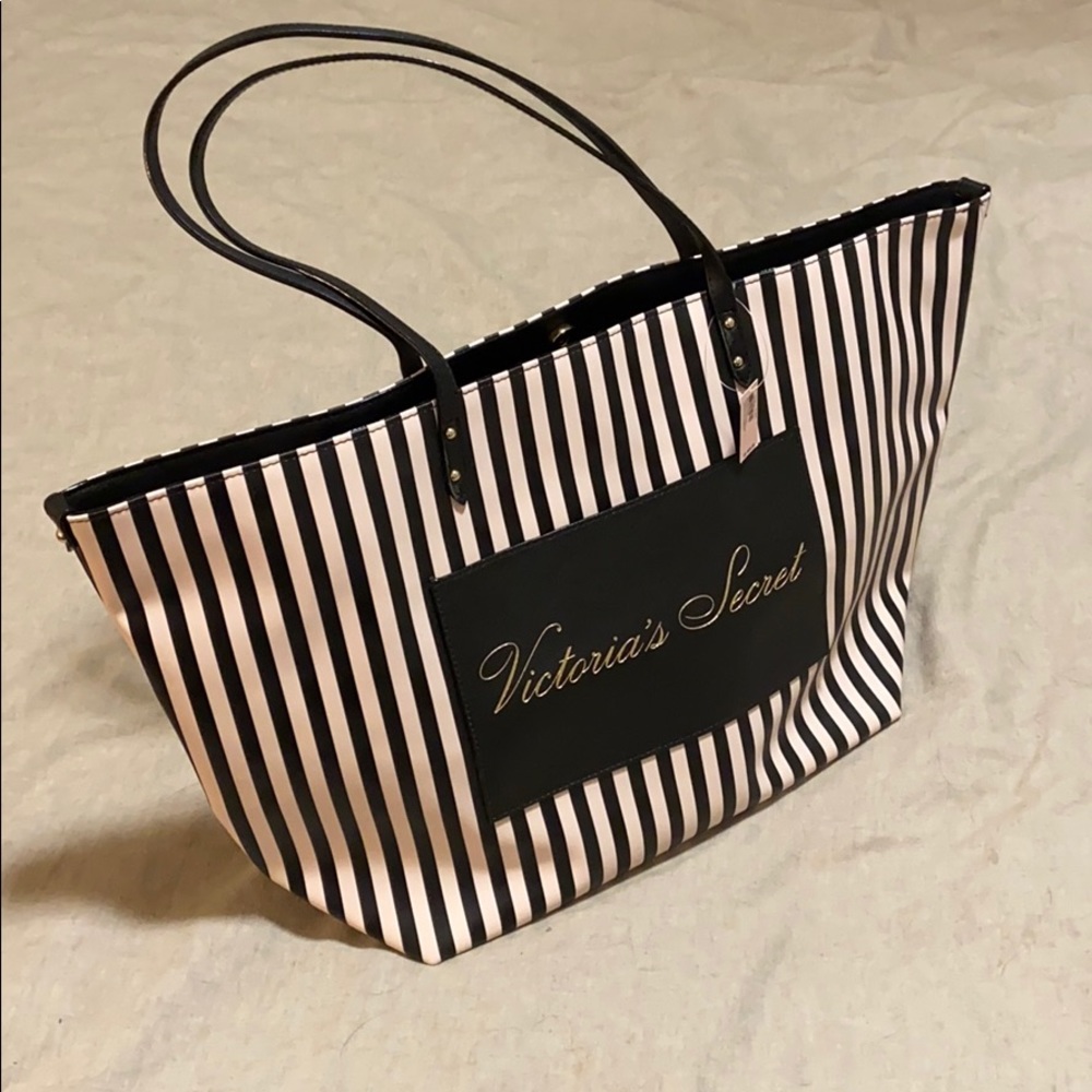 Victoria’s Secret tote bag